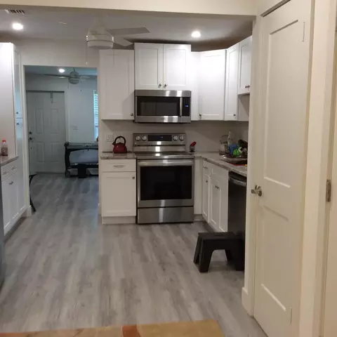 909-911 Seneca St, Jupiter, FL 33458 photo 12