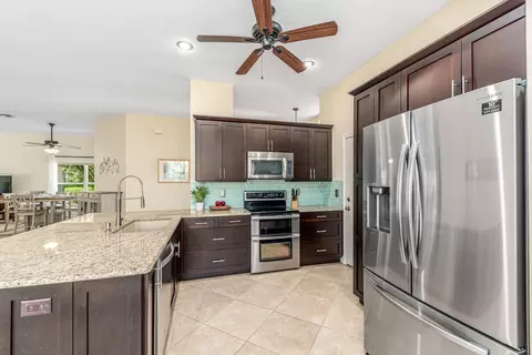 6979 SE Cutler Trl, Stuart, FL 34997 photo 7