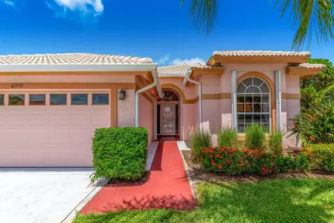 6979 SE Cutler Trl, Stuart, FL 34997 photo 2