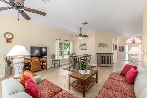 6979 SE Cutler Trl, Stuart, FL 34997 photo 3