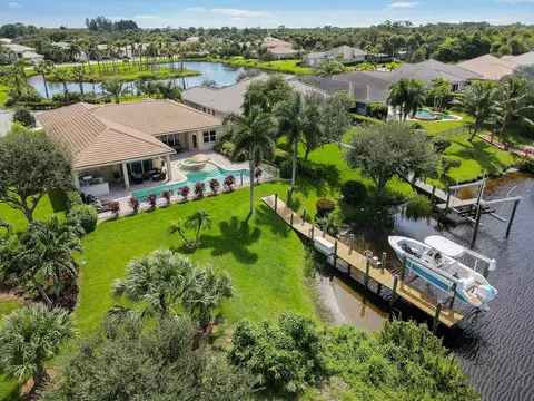 7186 SW Quiet River Ct, Stuart, FL 34997 photo 1