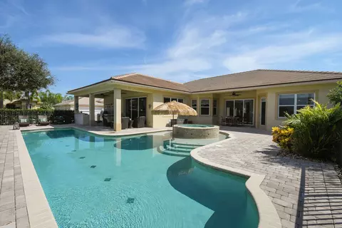 7186 SW Quiet River Ct, Stuart, FL 34997 photo 7