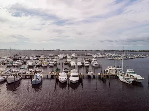 815 NW Flagler Ave #401, Stuart, FL 34994 photo 27