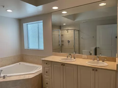 815 NW Flagler Ave #401, Stuart, FL 34994 photo 9