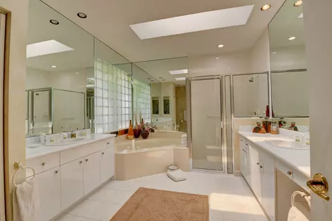 5794 Regency Cir E, Boca Raton, FL 33496 photo 42