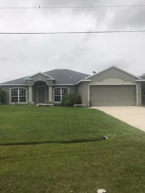 6305 NW Hala Ct, Port Saint Lucie, FL 34983
