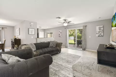 4598 SE Graham Dr, Stuart, FL 34997 photo 8