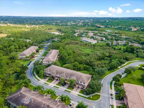 5447 SE Moseley Dr, Stuart, FL 34997 photo 6