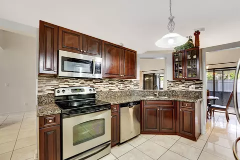6 Compton Way, Boynton Beach, FL 33426 photo 6