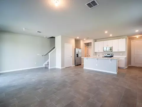 335 SE Halifax Ln, Stuart, FL 34994 photo 3