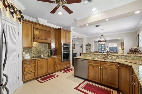 148 Cypress Cv, Jupiter, FL 33458 photo 9
