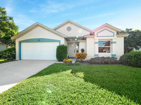 77 Maple Ln, Boynton Beach, FL 33436 photo 2