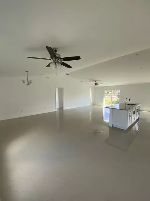 914 SE 39th Ter, Okeechobee, FL 34974 photo 3