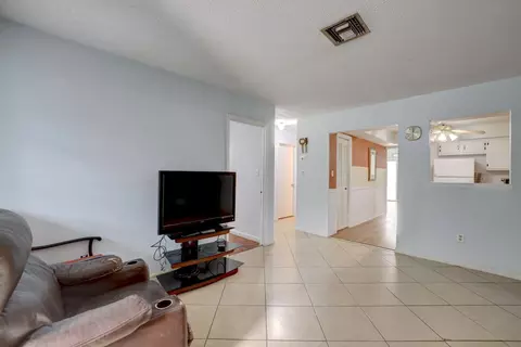 3103 SE Jefferson St, Stuart, FL 34997 photo 6
