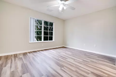 1639 SE Pomeroy St, Stuart, FL 34997 photo 8