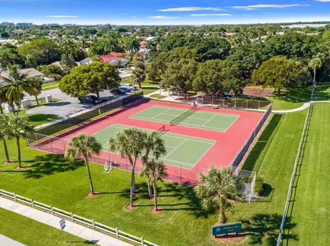 399 Apache Ln, Boca Raton, FL 33487 photo 40