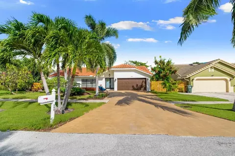 399 Apache Ln, Boca Raton, FL 33487 photo 32