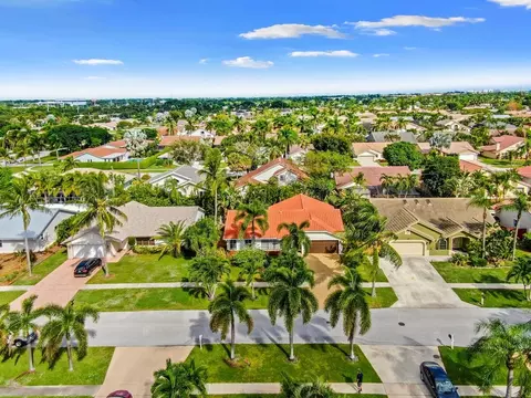 399 Apache Ln, Boca Raton, FL 33487 photo 37
