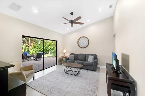 399 Apache Ln, Boca Raton, FL 33487 photo 16