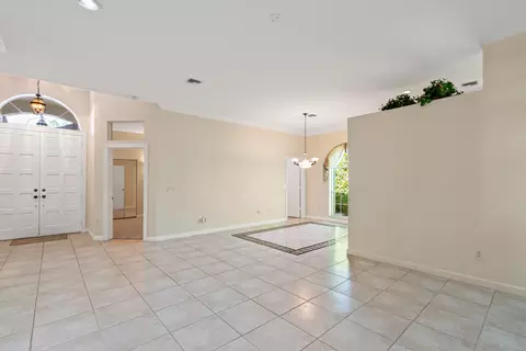 105 Stonebriar Blvd, Jupiter, FL 33458 photo 6