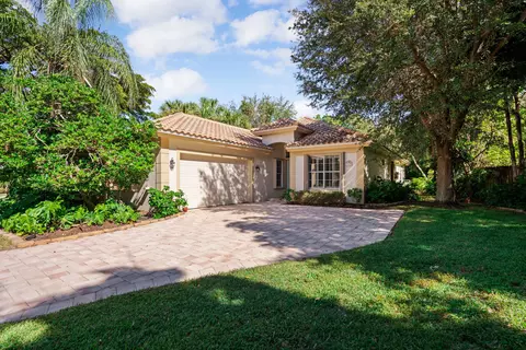 105 Stonebriar Blvd, Jupiter, FL 33458 photo 2