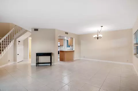 176 Seabreeze Cir, Jupiter, FL 33477 photo 3