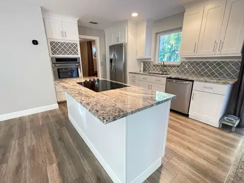 103 E Riverside Dr, Jupiter, FL 33469 photo 10
