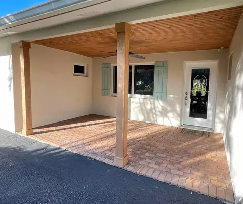 103 E Riverside Dr, Jupiter, FL 33469 photo 5