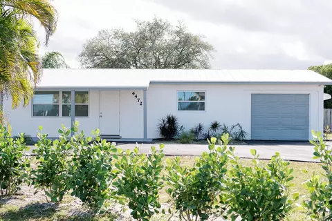 4472 SE Alden Ave, Stuart, FL 34997 photo 3