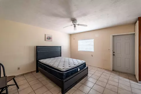 60 Olive Dr, Hialeah, FL 33010 photo 23
