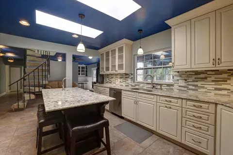 9226 Mockingbird Trl, Jupiter, FL 33478 photo 6