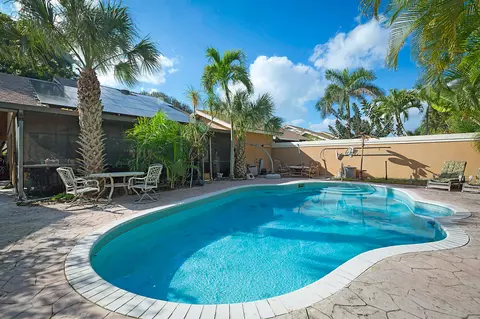 113 Seashore Dr, Jupiter, FL 33477 photo 11