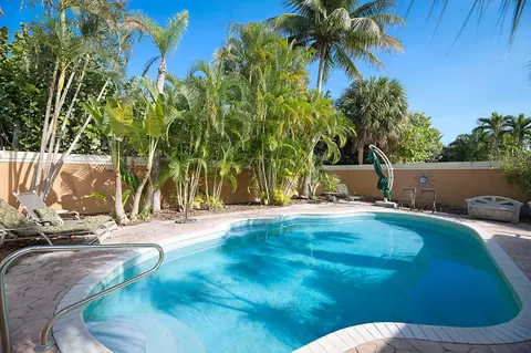 113 Seashore Dr, Jupiter, FL 33477 photo 5