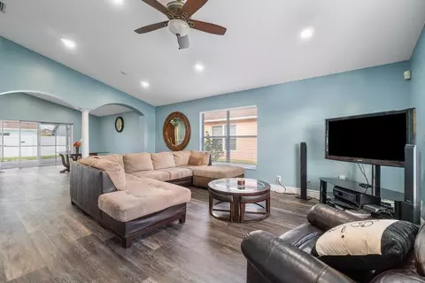 6141 Pompano St, Jupiter, FL 33458 photo 8