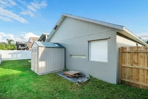 6141 Pompano St, Jupiter, FL 33458 photo 23