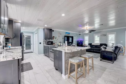 8467 SW 18th Ave, Stuart, FL 34997 photo 11