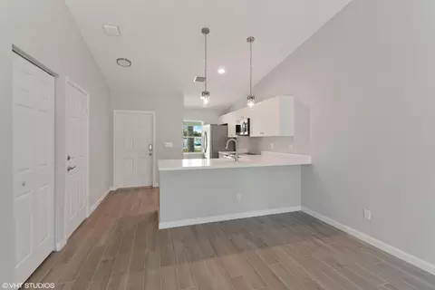 5160 SE Jack Ave, Stuart, FL 34997 photo 8