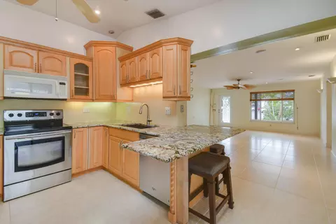 122 Pineview Rd, Jupiter, FL 33469 photo 10