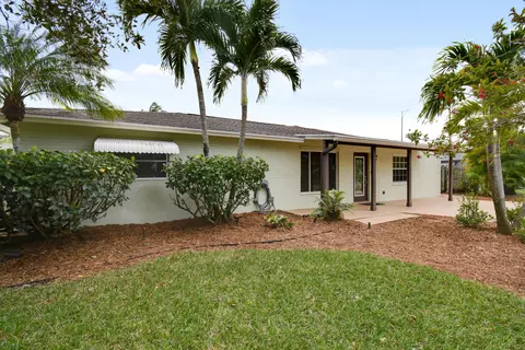 122 Pineview Rd, Jupiter, FL 33469 photo 1