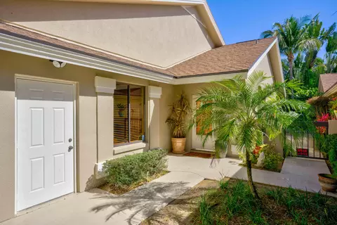 207 E River Park Dr, Jupiter, FL 33477 photo 4
