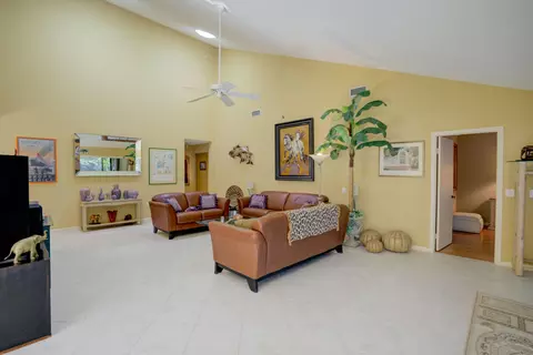207 E River Park Dr, Jupiter, FL 33477 photo 14