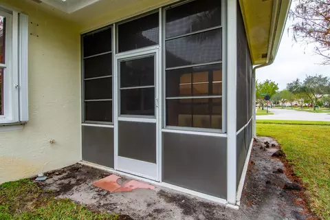 6777 SE Warwick Ln, Stuart, FL 34997 photo 38