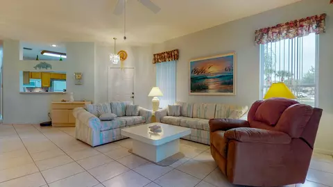 6777 SE Warwick Ln, Stuart, FL 34997 photo 8