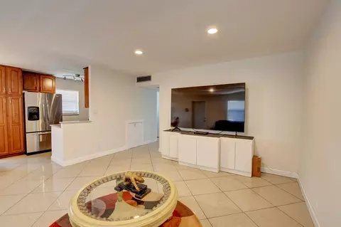 236 Monaco E, Delray Beach, FL 33446 photo 4