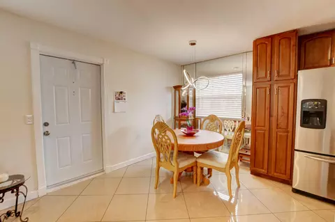 236 Monaco E, Delray Beach, FL 33446 photo 5