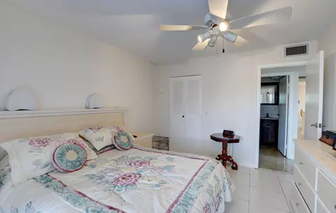 236 Monaco E, Delray Beach, FL 33446 photo 11