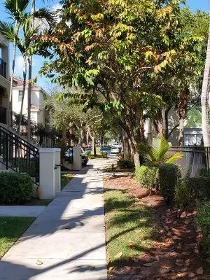 6020 W Sample Rd #304, Coral Springs, FL 33067 photo 4