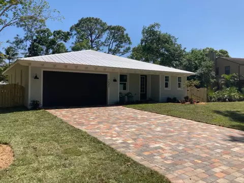 7845 SE River Ln, Stuart, FL 34997 photo 1