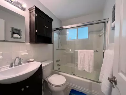 2011 NE 31 St, Lighthouse Point, FL 33064 photo 28