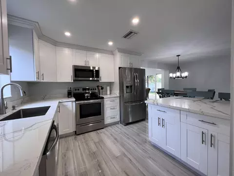 2011 NE 31 St, Lighthouse Point, FL 33064 photo 16